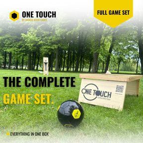 OneTouch Voetbalspel - Inclusief 2 boards / Premium Voetbal / Draagtas Outdoor games Wicked Wood Games